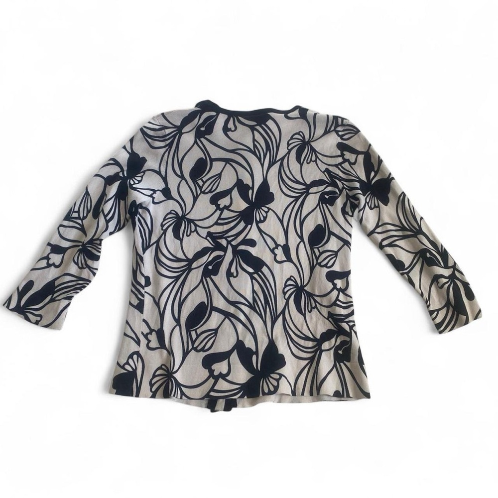 Ann Taylor Silk Blend Floral Botanical Cardigan - Medium, Luxury, Old Money - Picture 4 of 9